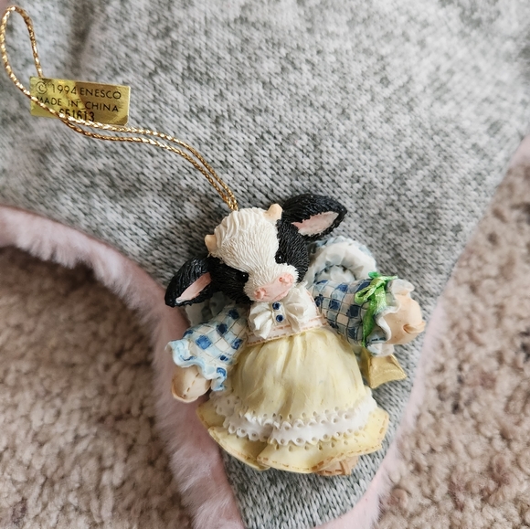 Mary's Moo Moos Cow Angel With Bell Ornament 1994 - Picture 1 of 5